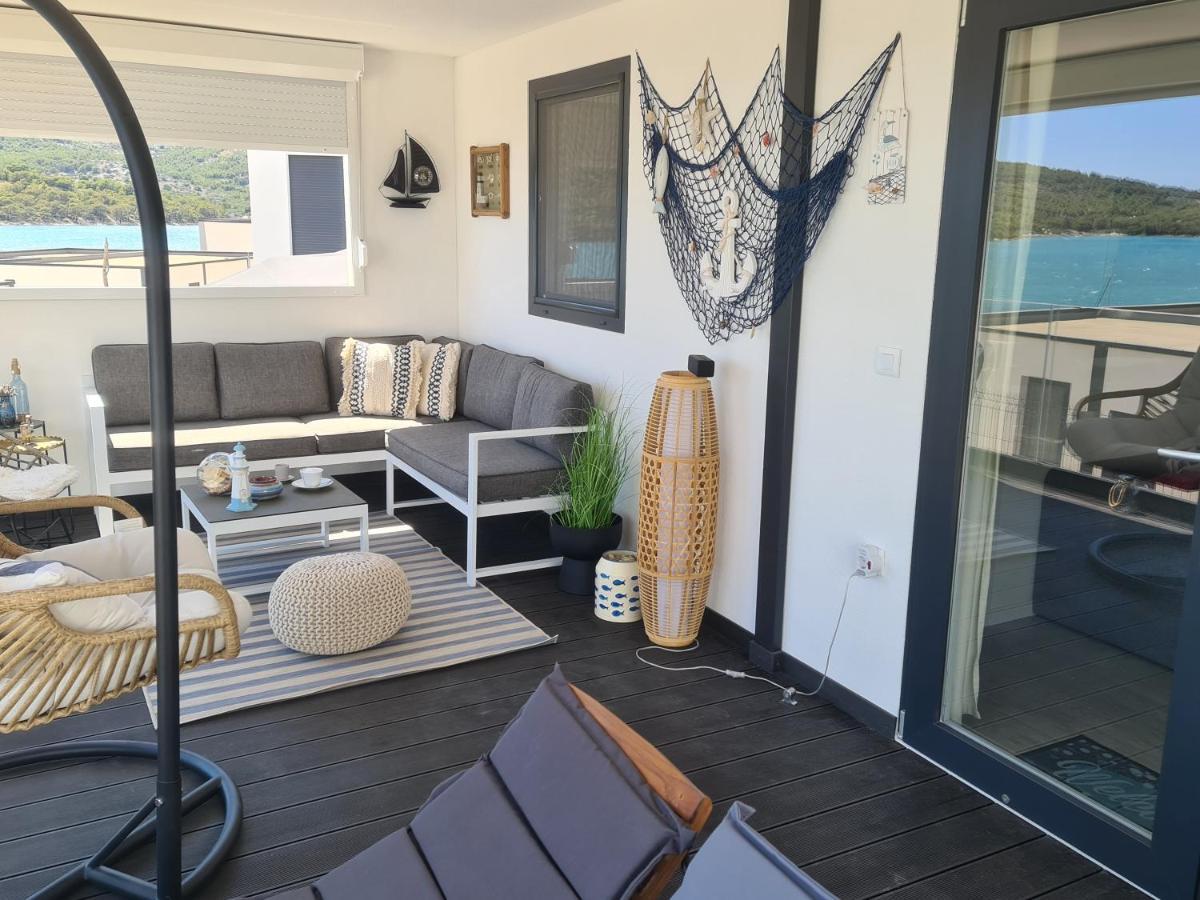 O'Fig Mobile Home Tisno Exterior photo